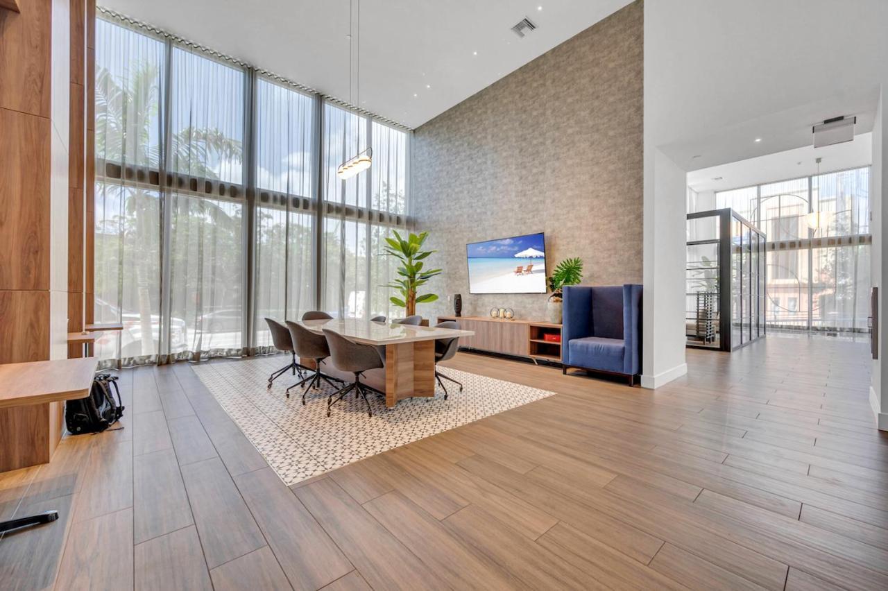 Апартаменты Modern Unit In Downtown Miami With Free Parking Экстерьер фото